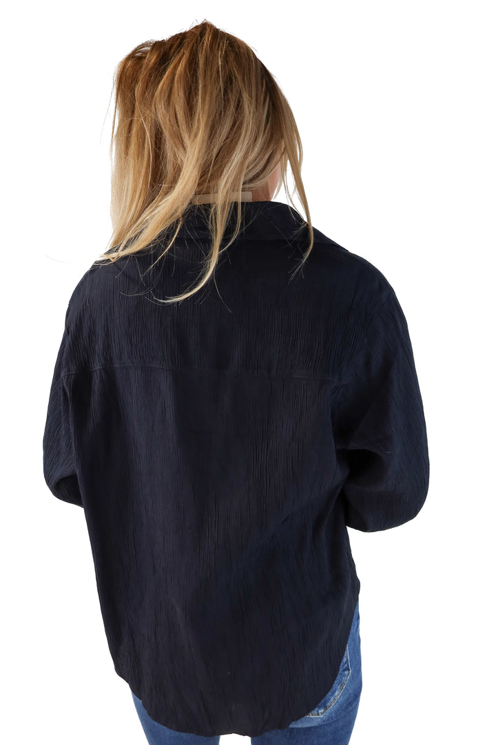 Abercrombie & Fitch black oversized plisse button up (xs; retails for $70)