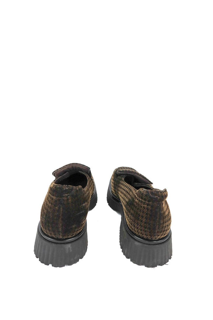 Softwaves velvet mules (40; retail $280)
