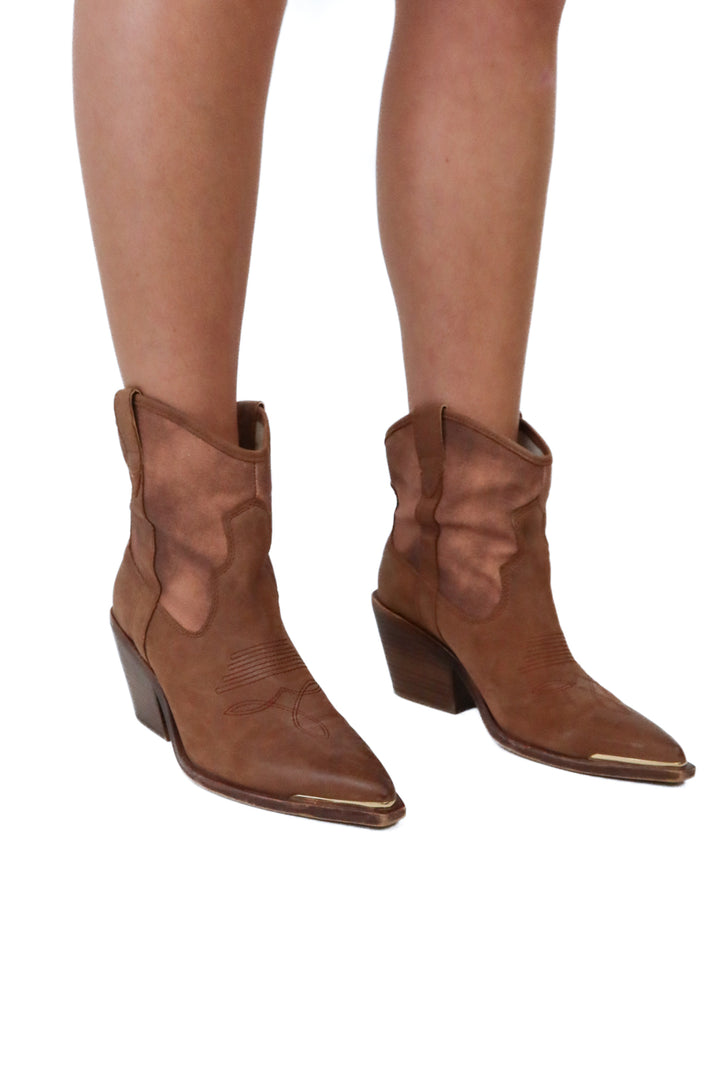 Dolce Vita Brown Leather/Canvas Western Booties (9; retail $188)