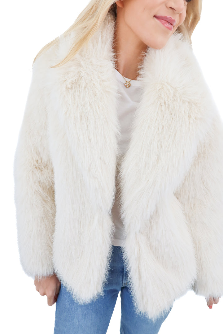 a new day cream faux fur jacket (XS)
