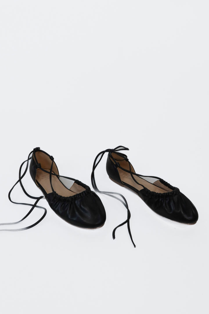 Oasis Society Black Vegan Leather Ankle Tie Flats NWOT (7.5; retail $70)
