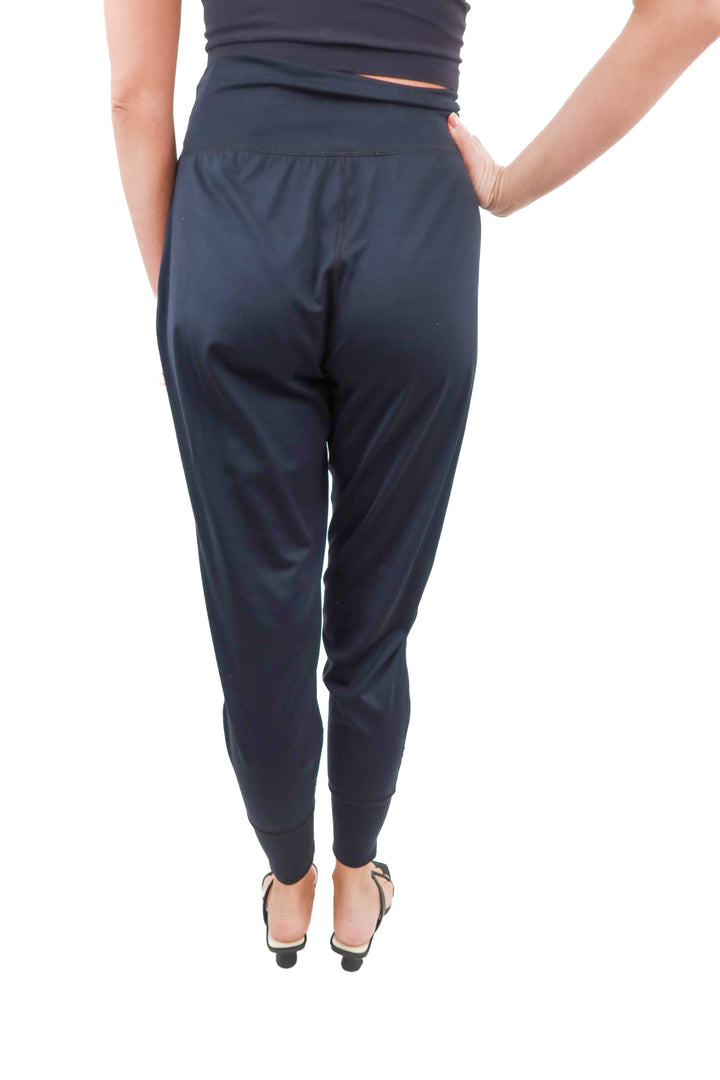 Spanx black soft and smooth jogger pants (S)