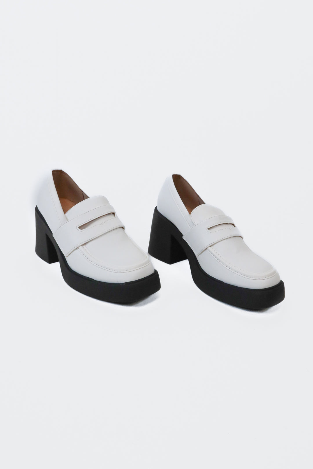 Top Moda White Heeled Loafers NWOT (7; retail $89)