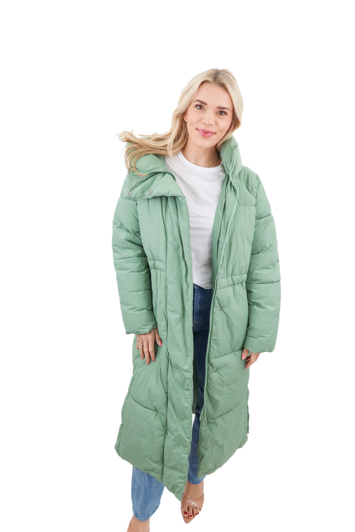 a new day sage green puffer long coat (XS)