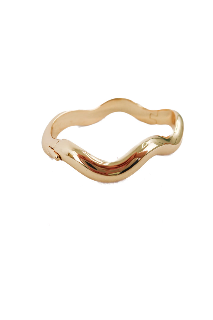 Jenny Bird gold wavy bangel NWT (retail $170)