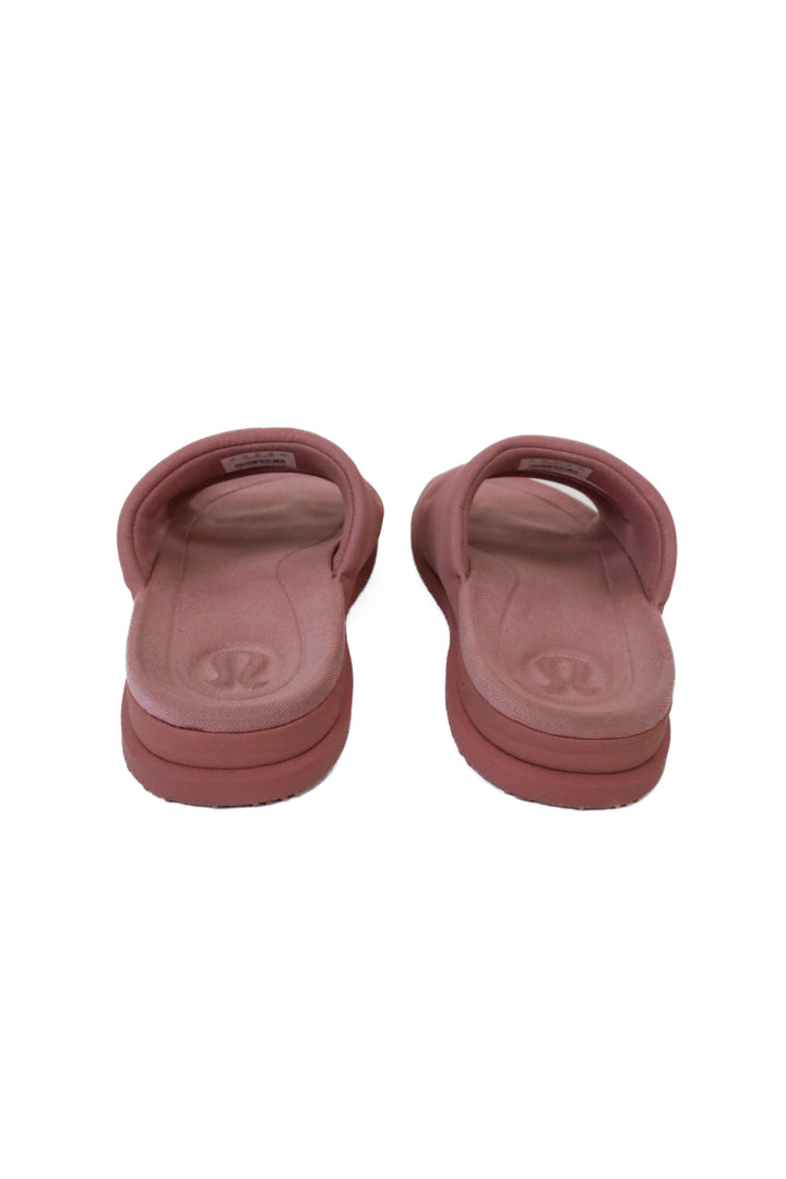 Lululemon Mauve Restfeel Sandals (7; retail $58)