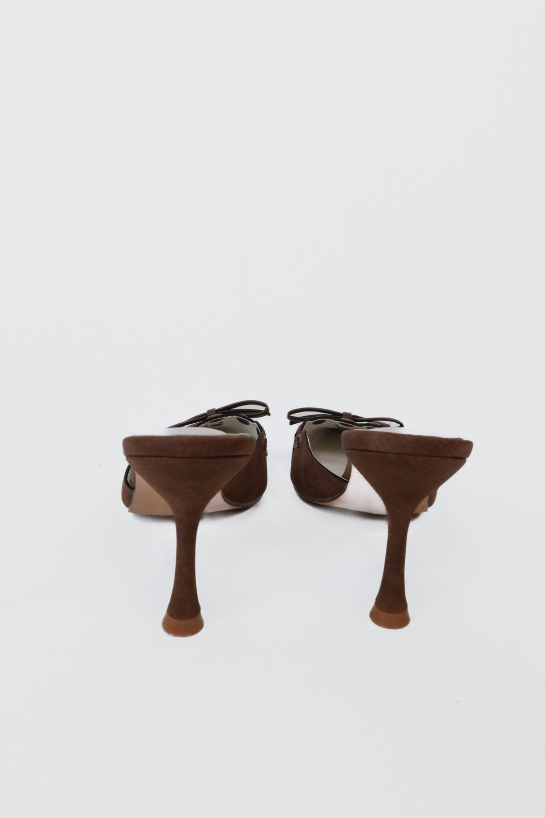 Oasis Society Cocoa Bow Studded Heel NWOT (7; Retail $70)