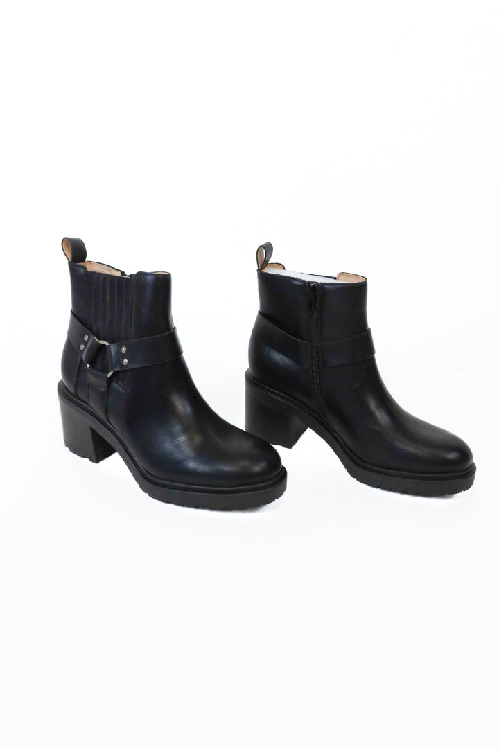 Oasis Society Black Vegan Leather Motorcycle Boots NWOT (7; $110)