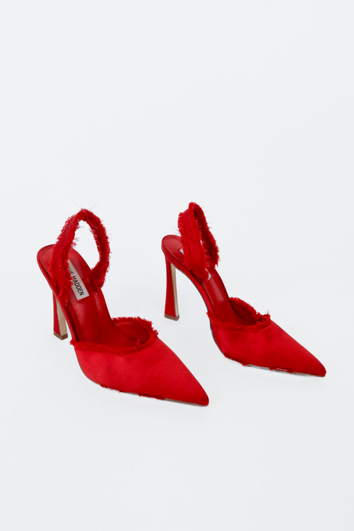 Steve Madden Red Satin Raw Edge Slingback Heels (7; retail $100)