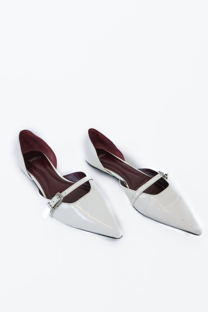 Sarto White Patent Leather D'Orsay Pointed Toe Flats (7; retail $70)