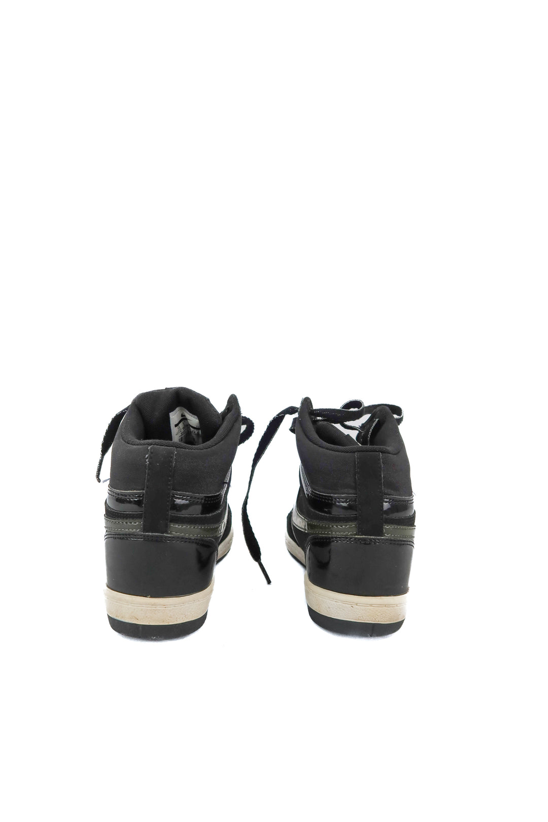 Nike black hightops (7.5)