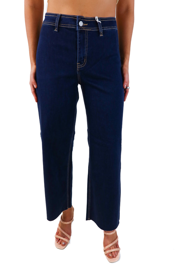 Vervet Olivia Wide Leg Jeans NWT (26 & 27; retails for $69.99)