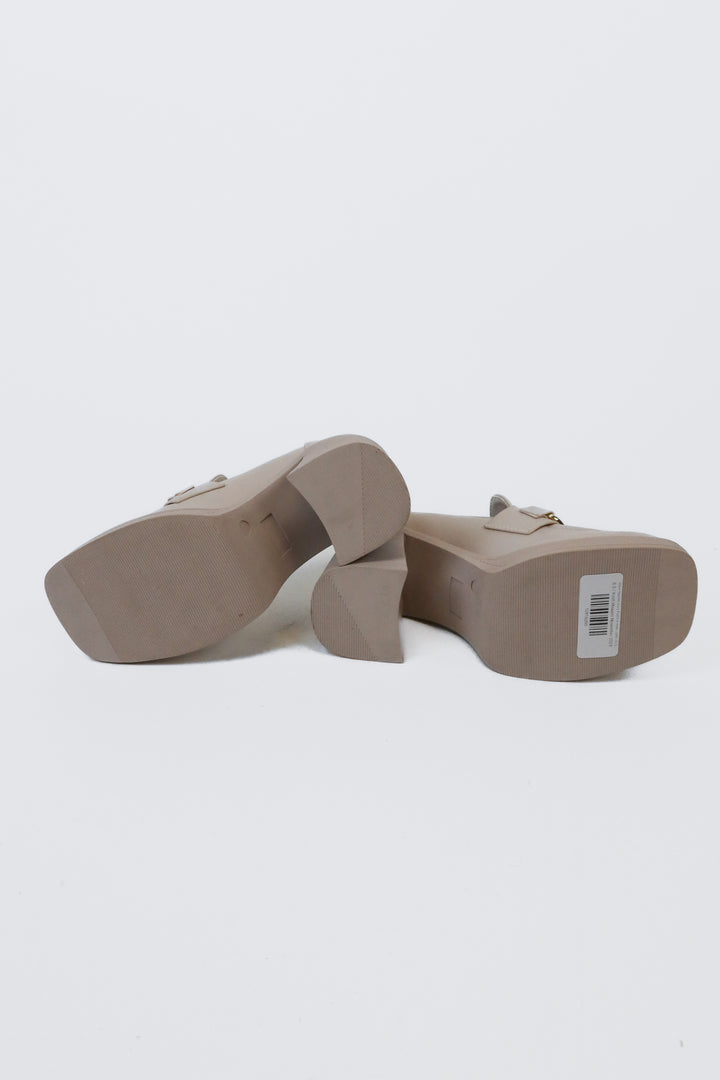 Steve Madden Ivory Platform Heel Loafer (6.5)