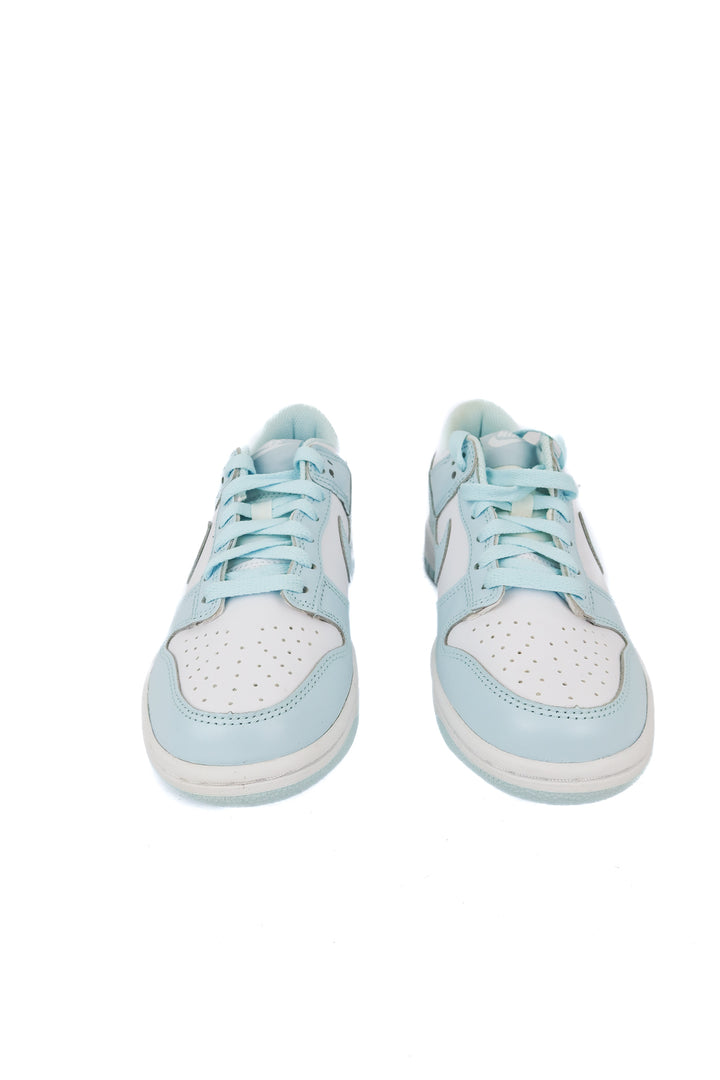 Nike dunk powder blue sneakers NWT (5Y)