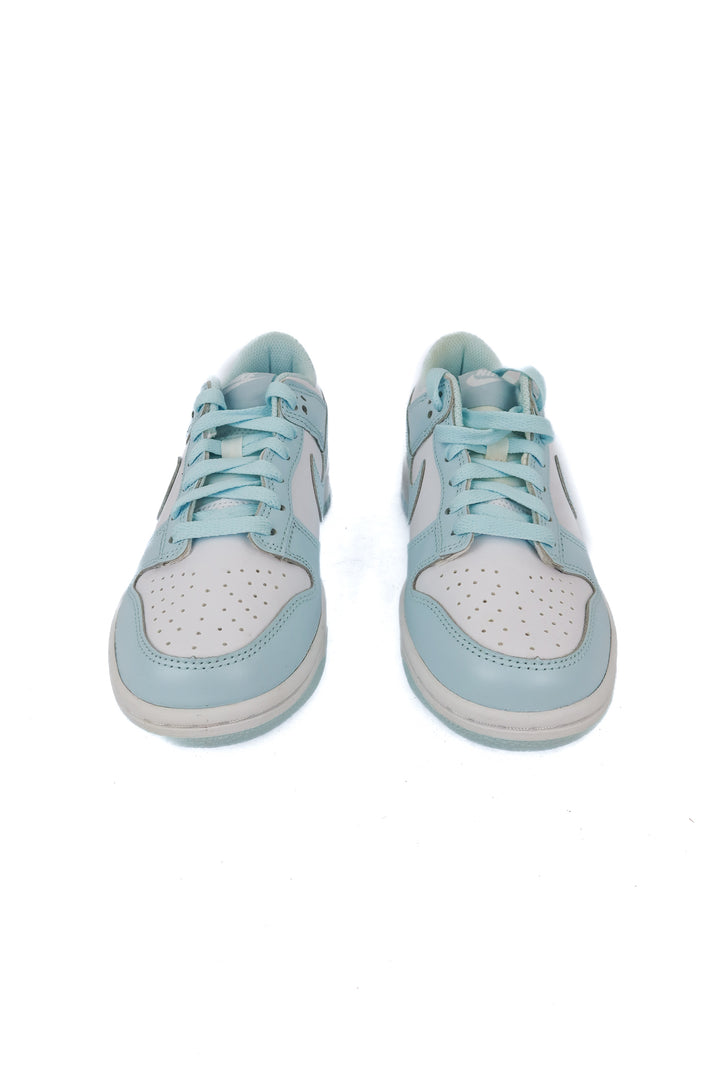 Nike dunk powder blue sneakers NWT (5Y)