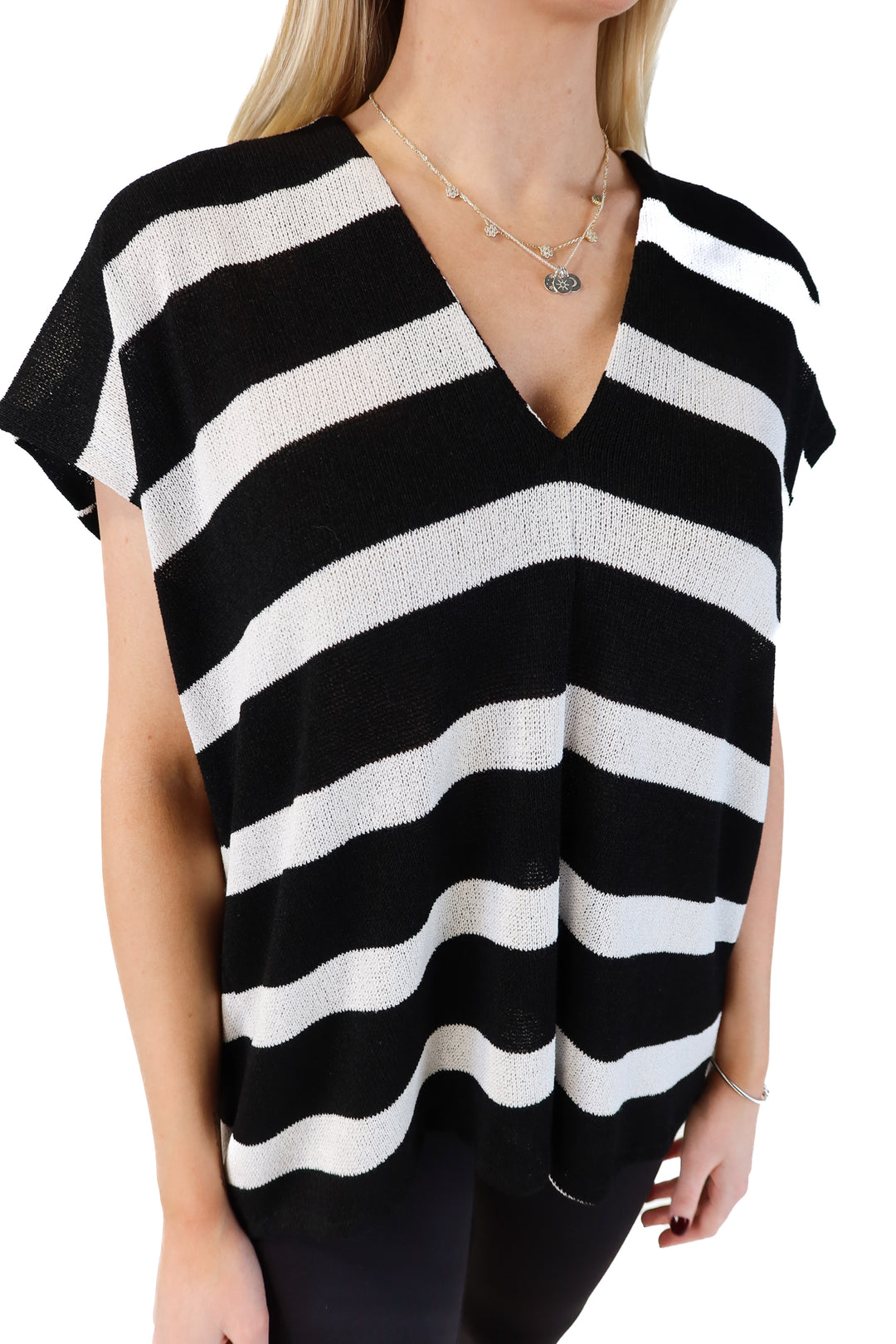 Zara black/white striped top NWT (m; retails for $29.90)
