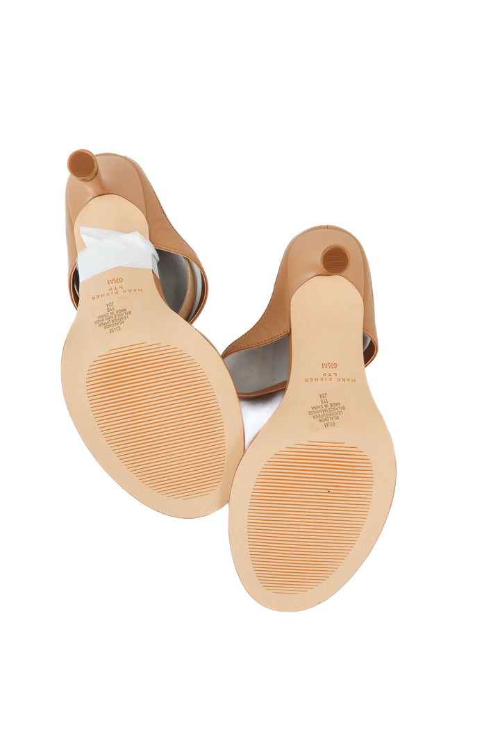 Marc Fisher nude leather sandals NWT (6.5)