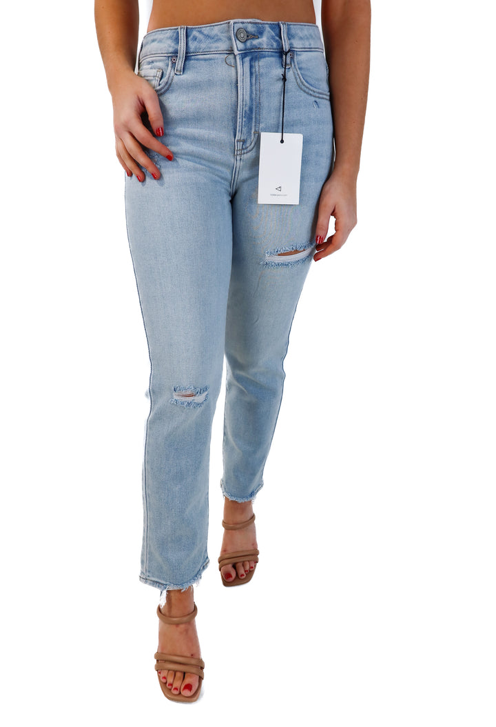 Hidden light wash ‘Quinn’ high-rise cropped jeans NWT (26; retails for $110)