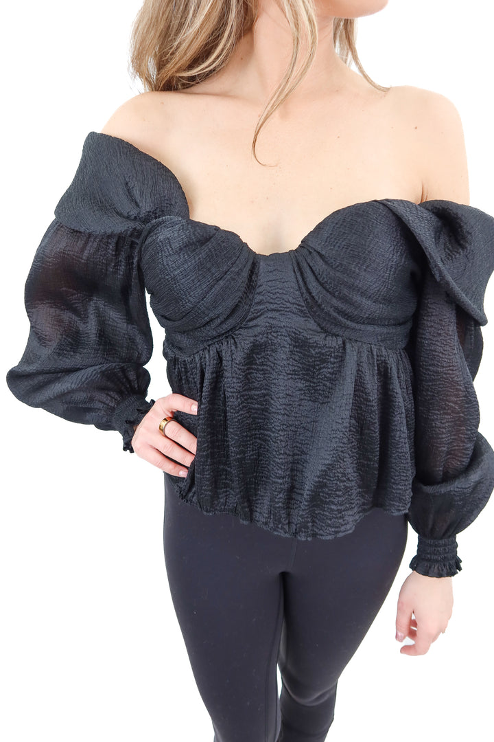 House of Harlow black off shoulder babydoll top (XS)