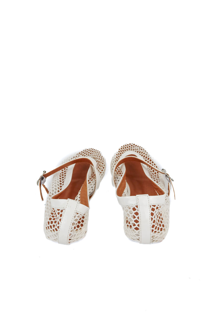 White mesh flats (10)