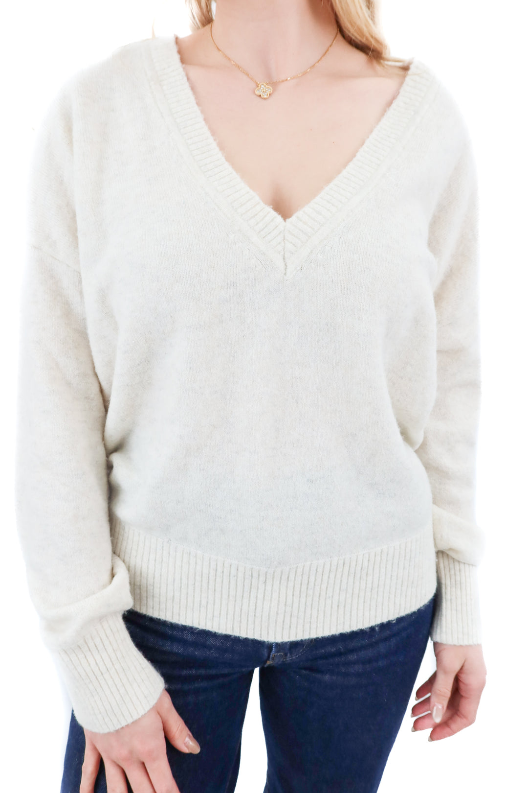 abercrombie & fitch cream v-neck merino wool blend sweater nwt (s)