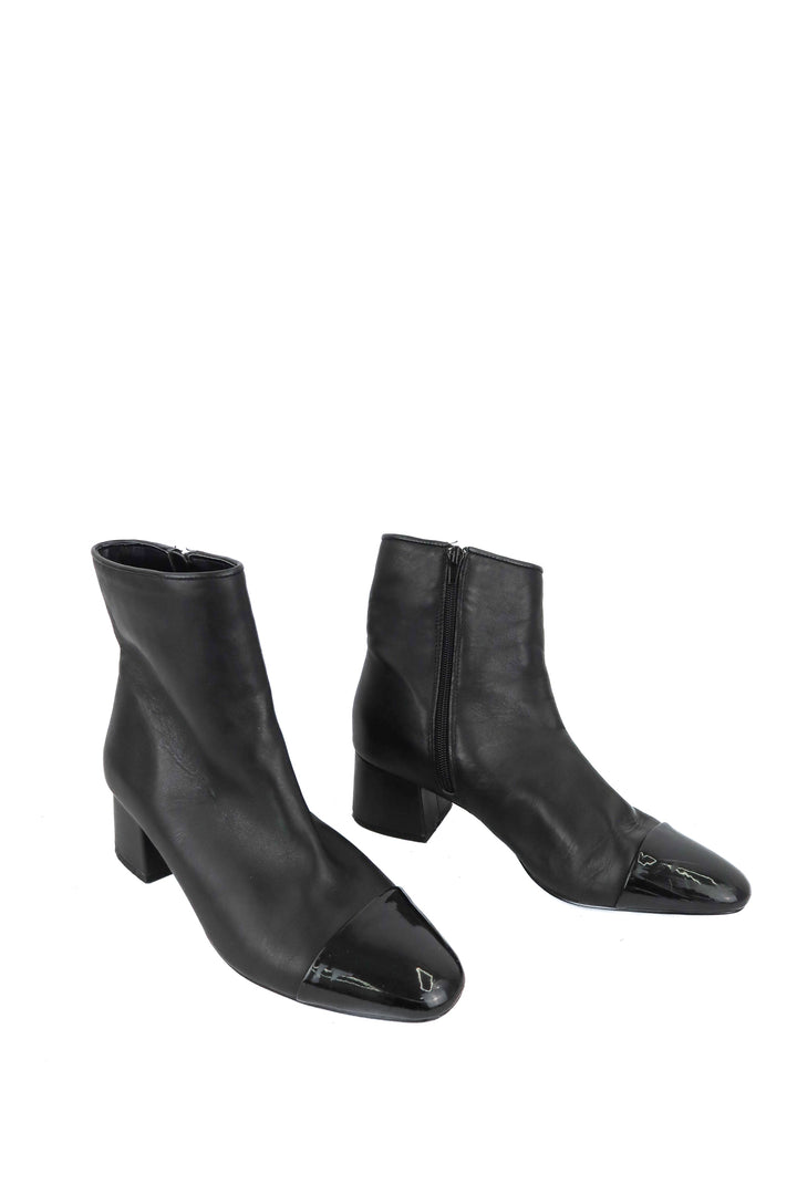 Steve Madden black boots (10M)