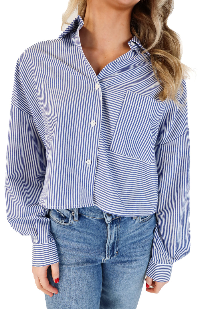 Abercrombie & fitch blue/white striped crop button up (s; retails for $60)