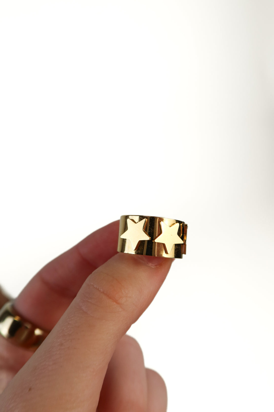 Gold star ring