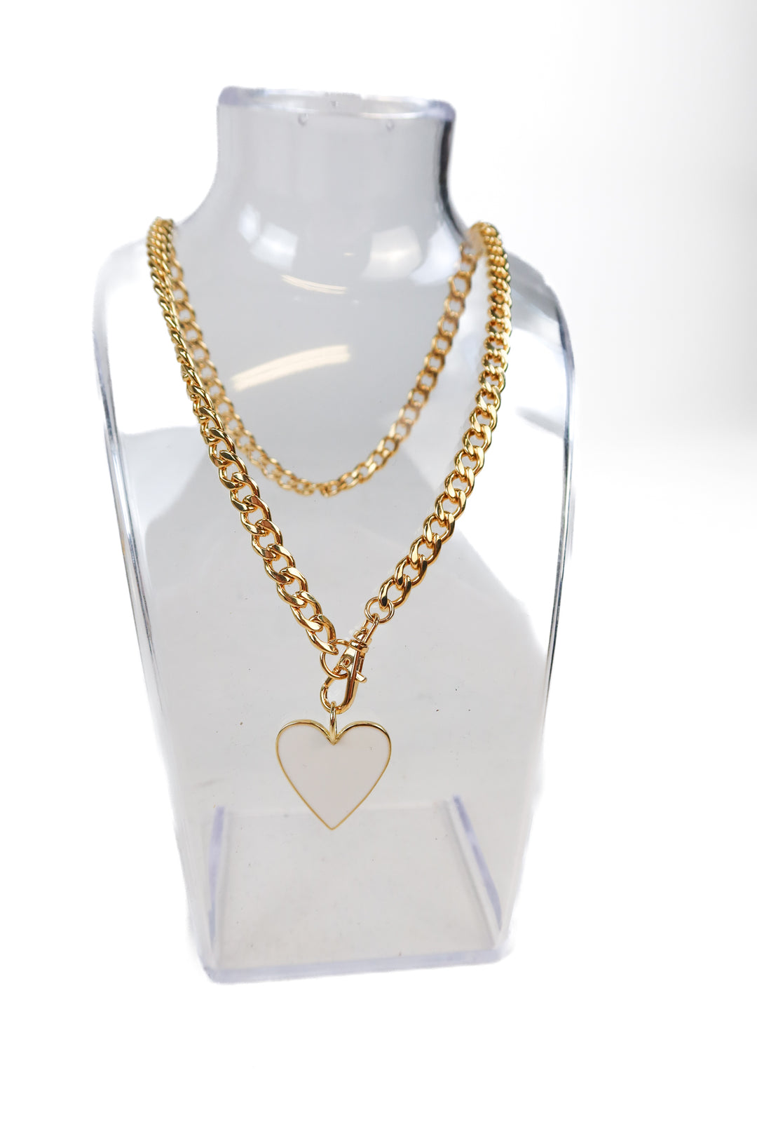 ALV jewels gold chain necklace with heart pendant