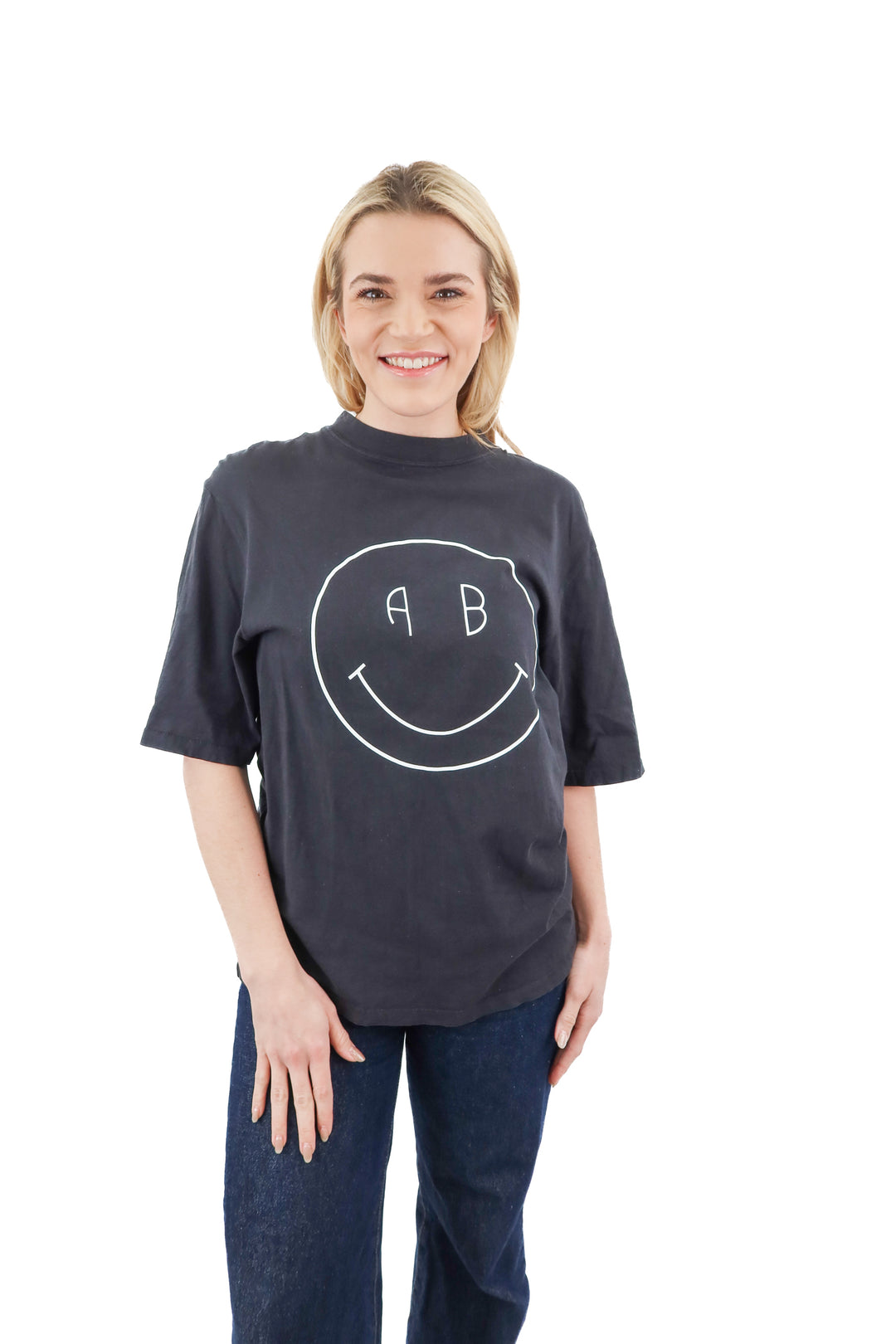 anine bing black smiley face tee (s)