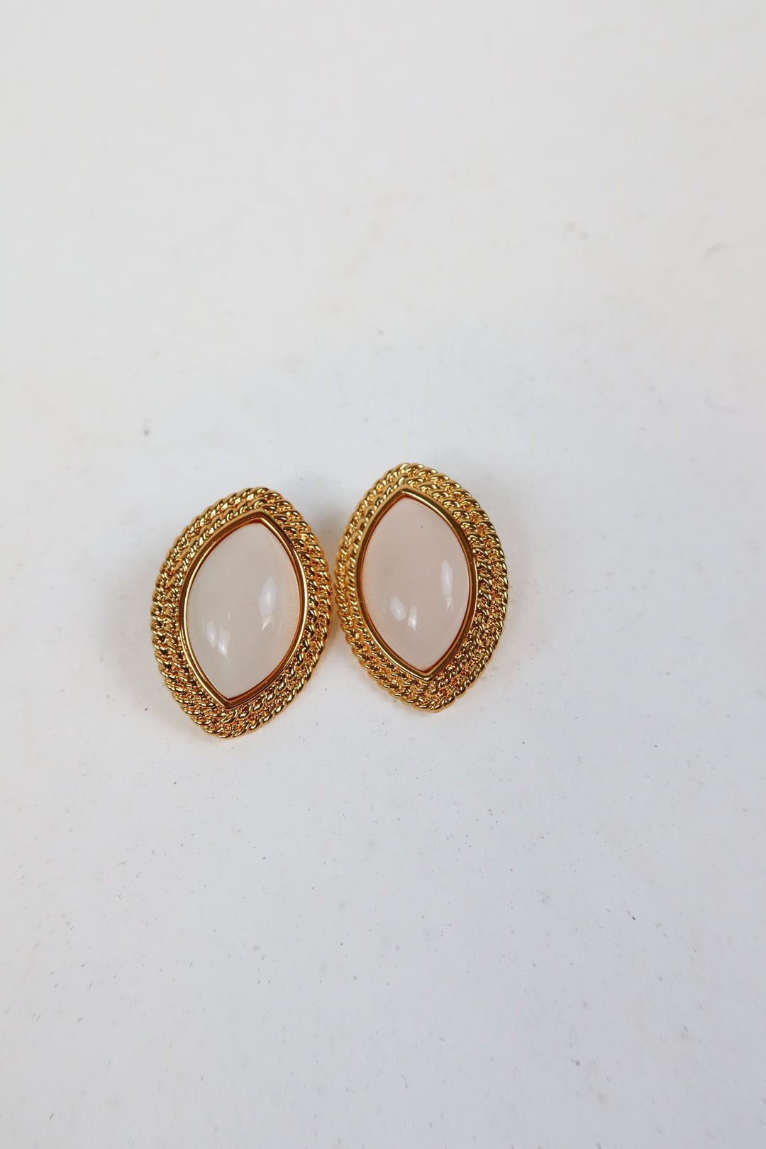 Heaven Mayhem Cream Stone/Gold Earrings (retail $110)