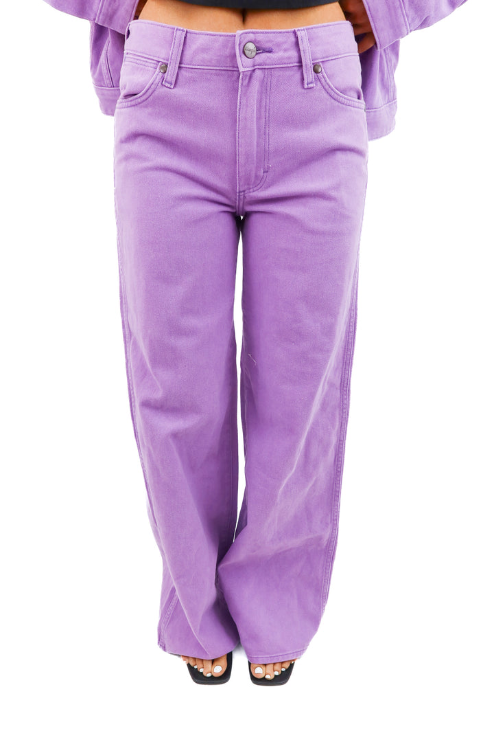 wrangler purple jeans nwt (25x32; retail $99)