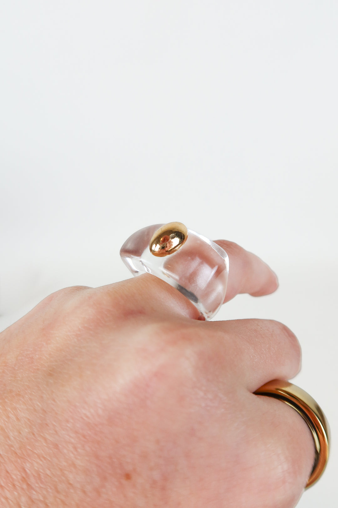 LA MANSO Clear/Gold Ring (retail $78)
