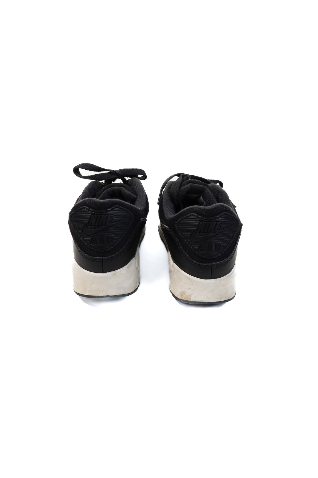 Nike black air max sneakers (9.5; retail $130)