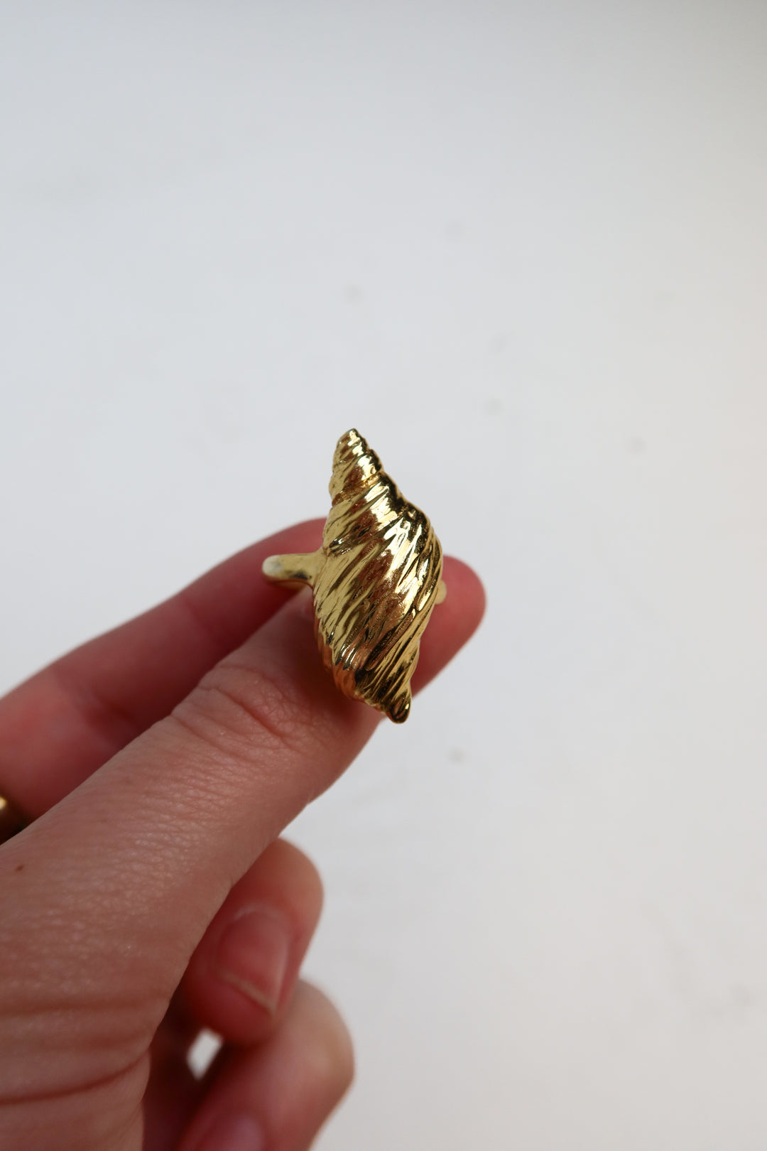 Gold Seashell Ring
