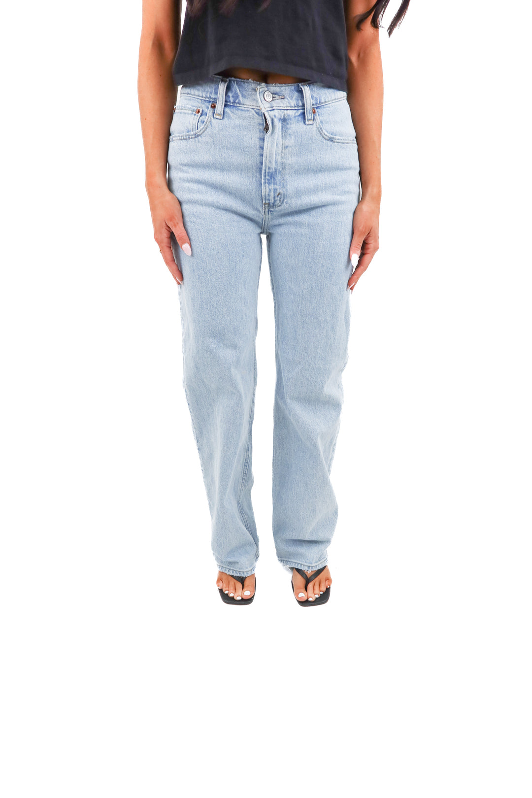 abercrombie & fitch light wash relaxed jean nwt (25; retail $89)