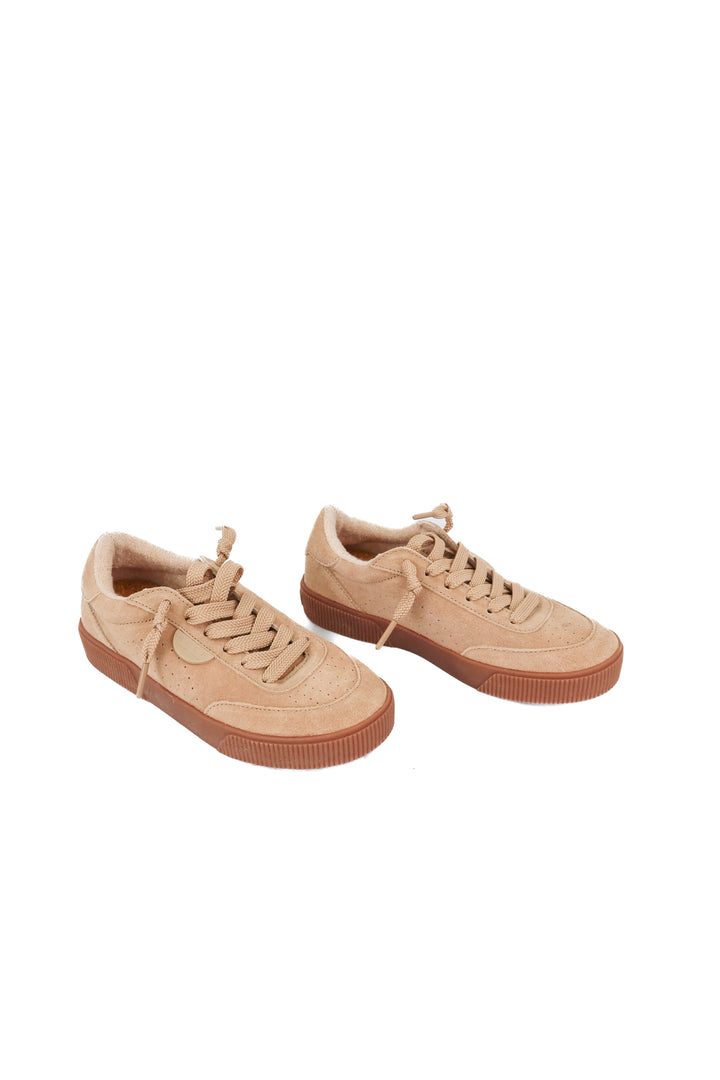 reef brown suede sneakers (7; retail $100)