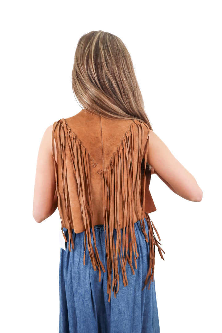 AUCTION (BID ONLY) brown suede fringe vest (L)- ends 8/19 at 8 pm CT