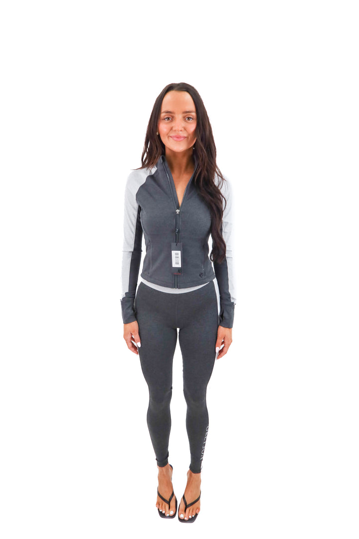 greyson rhineback grey active set nwt (xs; retail $258)