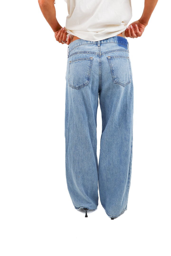 abercrombie & fitch light wash ultra loose jeans (27short; retail $90)