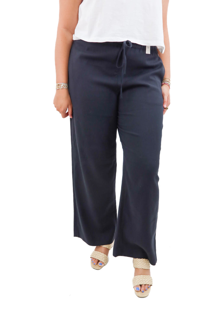 abercrombie & fitch black drawstring straight leg pants nwt (l; $80)