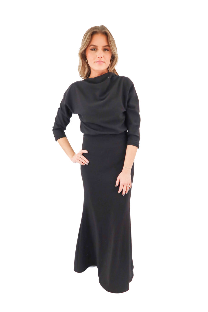 badgley mischka black long sleeve gown (4; retail $1,320)