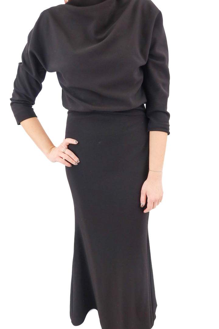 badgley mischka black long sleeve gown (4; retail $1,320)