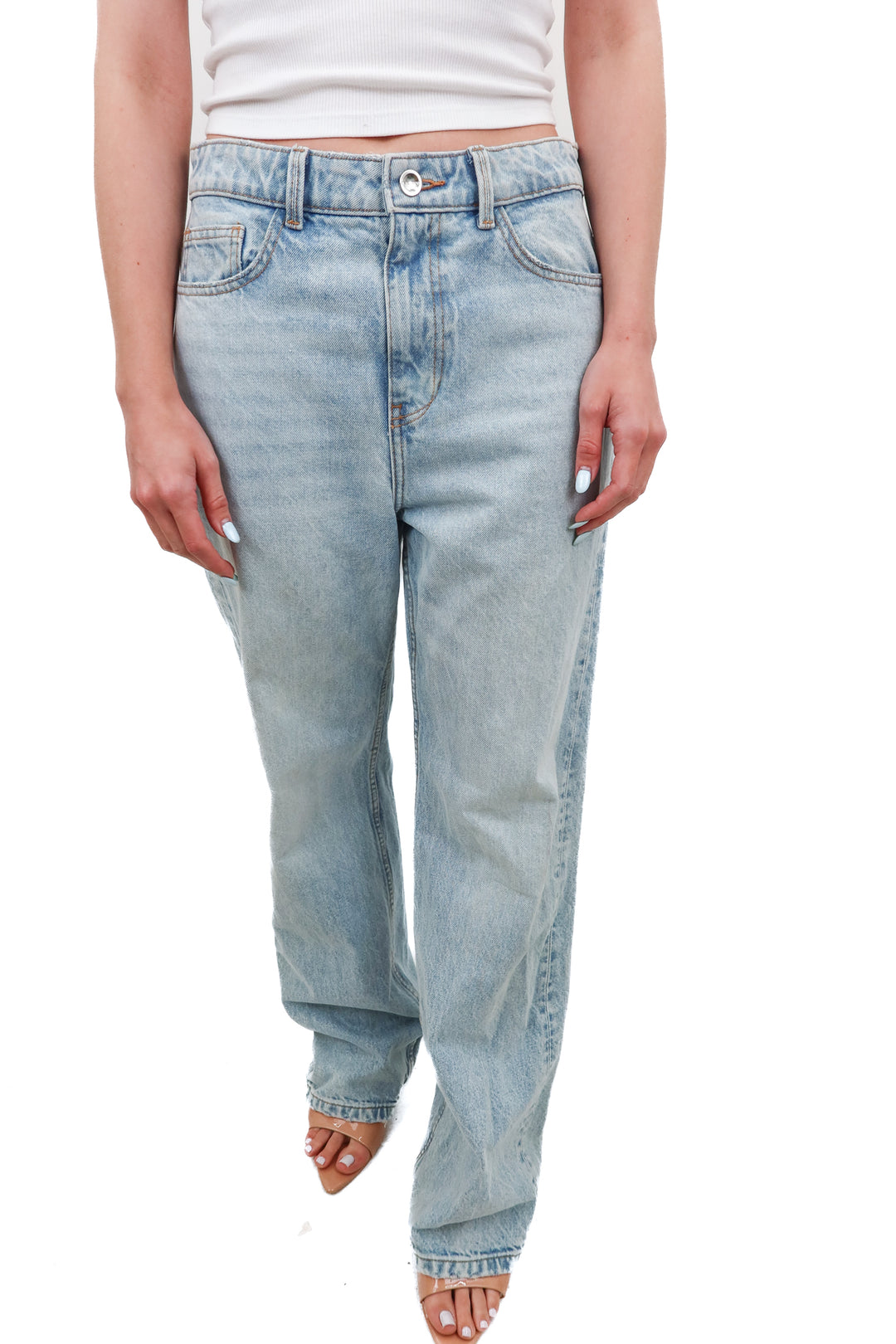 Zara light wash straight leg jeans (6)