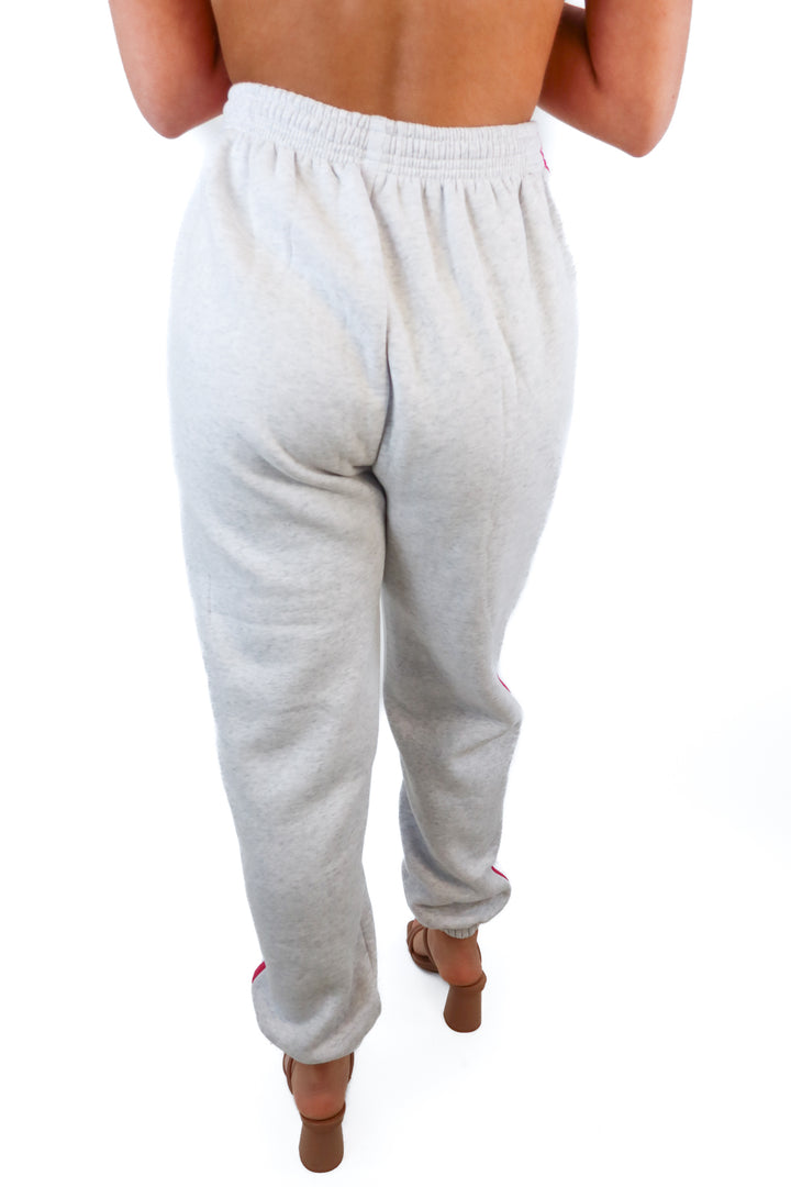 Kittenish light gray w/ pink stripe sweatpants (S)