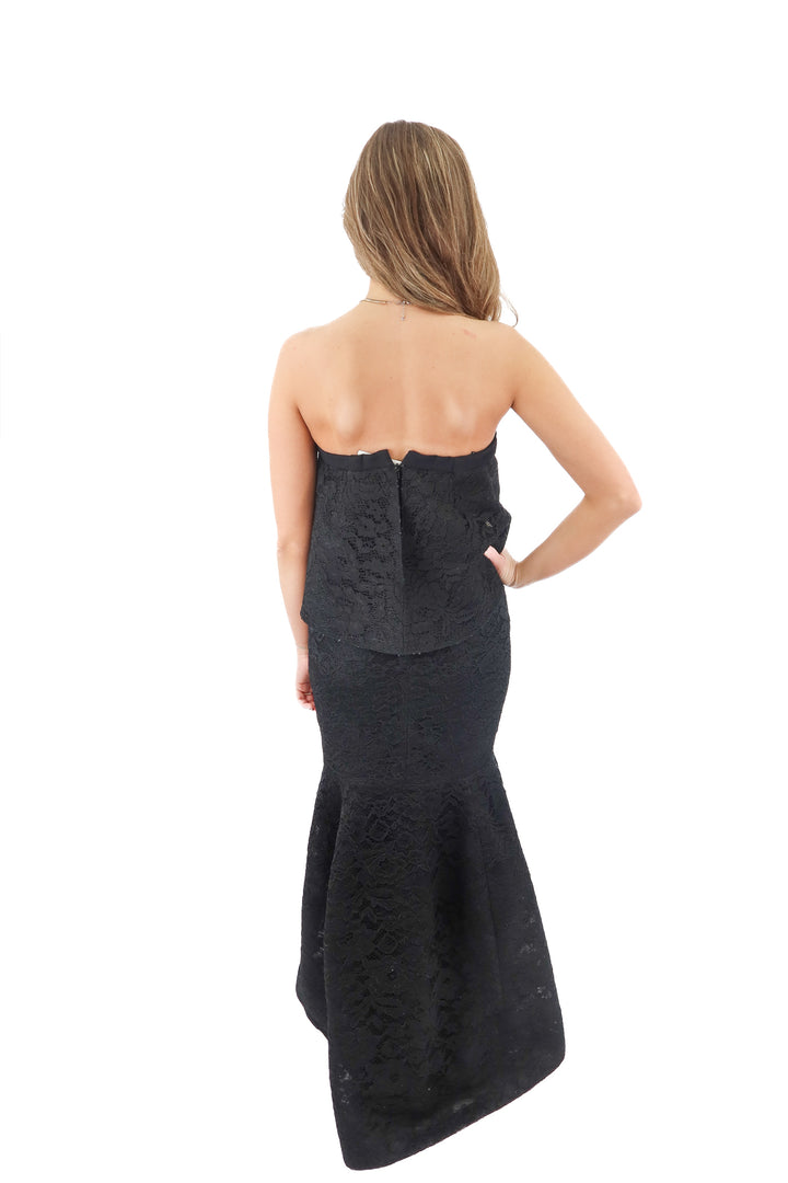 black halo eve black lace gown (6; retail $525)*
