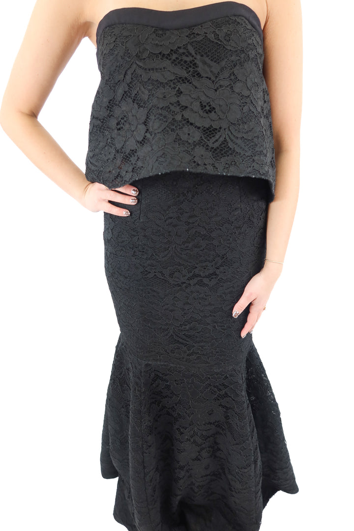 black halo eve black lace gown (6; retail $525)*