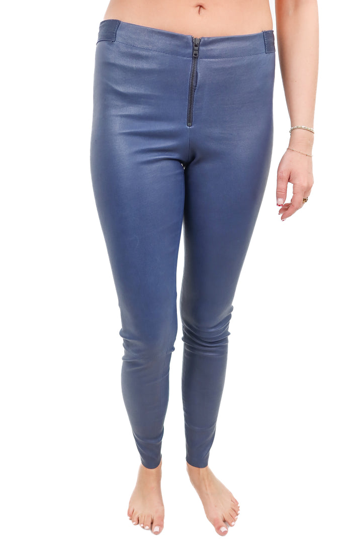 alice + olivia blue leather leggings (4; retail $795)