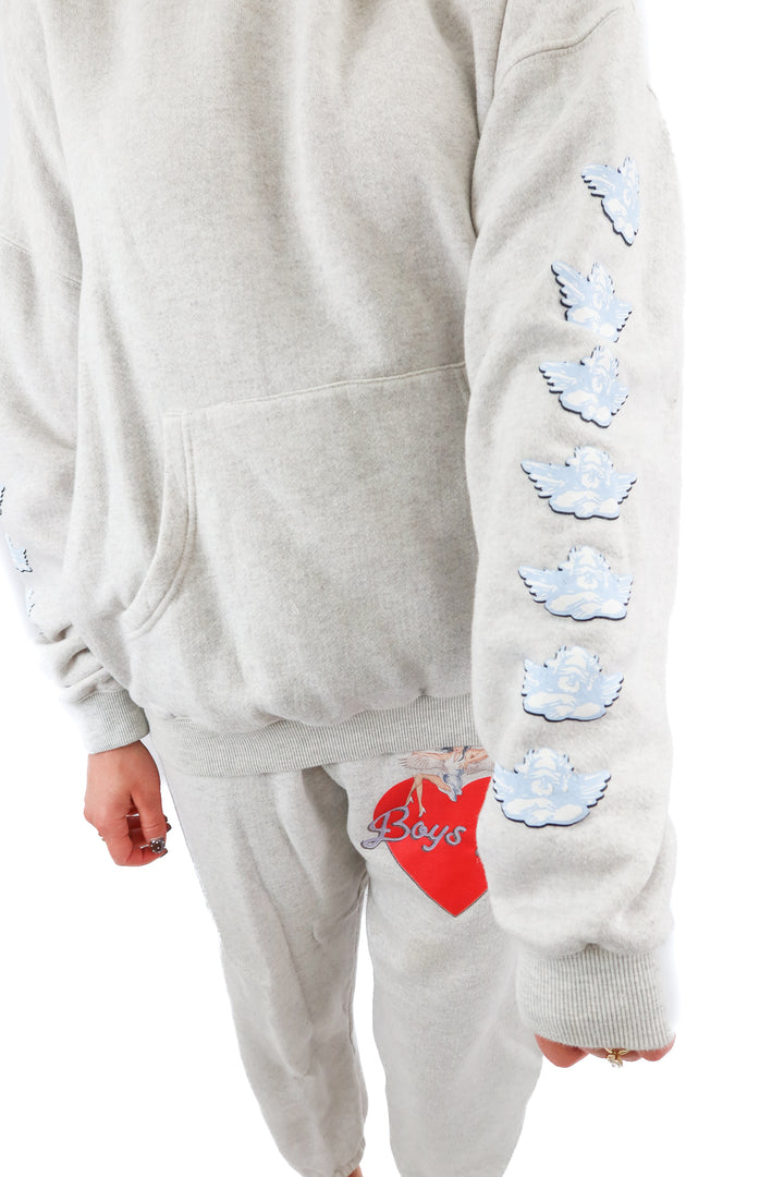 AUCTION boys lie grey sweat set (m/l)* - fits a 2-6 best- ends at 11/11 at 8pm CT