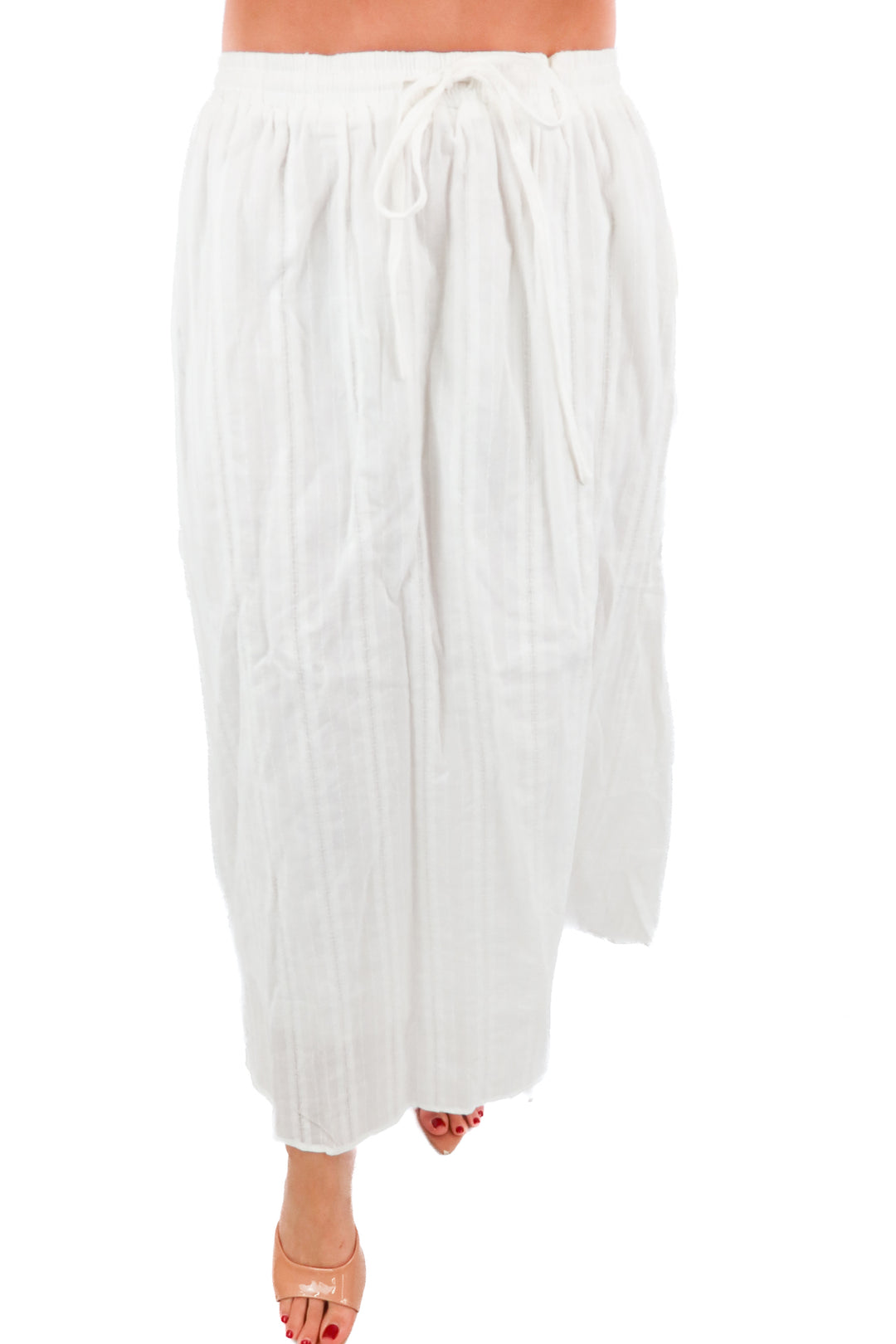 AUCTION heartloom white maxi skirt (s)* will fit a size 2 to 8- ends 11/11 at 8 pm CT